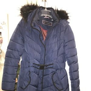 Women's long winter coat Lg,gently used.